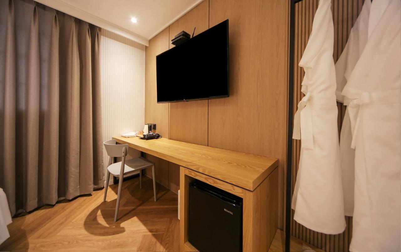 Hotel Lazy Heaven Changwon Extérieur photo