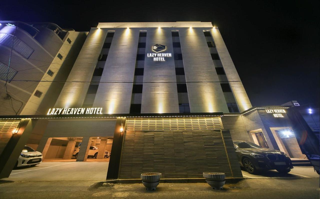Hotel Lazy Heaven Changwon Extérieur photo