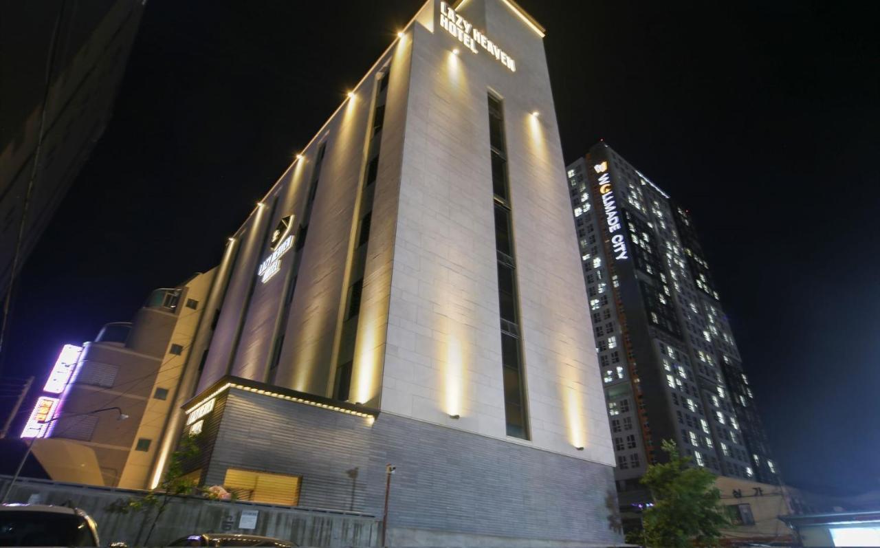 Hotel Lazy Heaven Changwon Extérieur photo