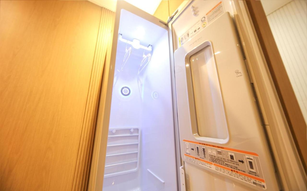 Hotel Lazy Heaven Changwon Extérieur photo