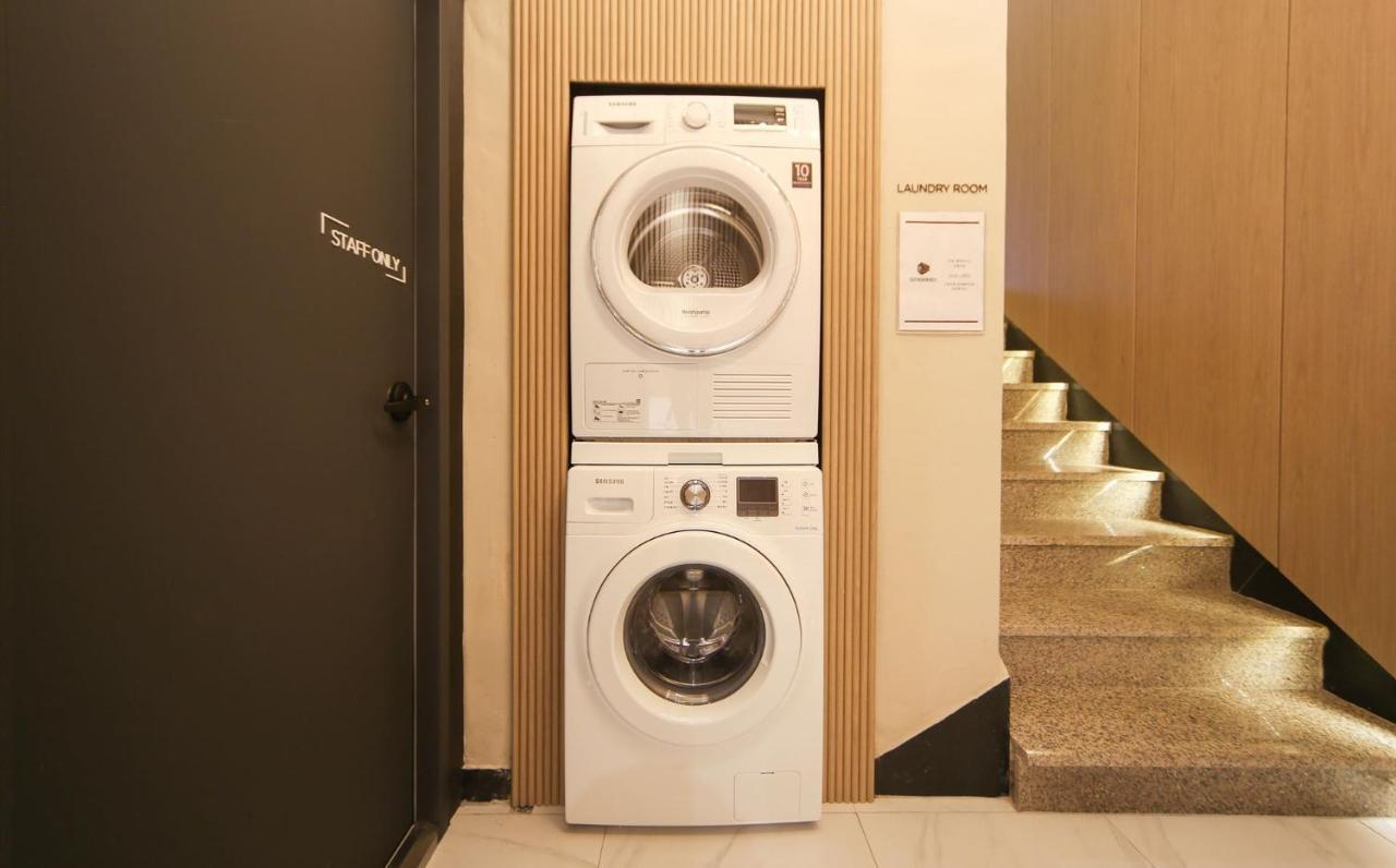 Hotel Lazy Heaven Changwon Extérieur photo
