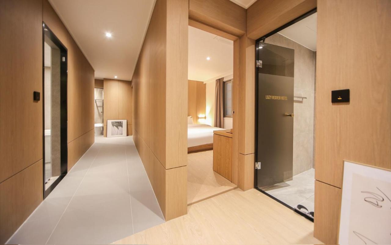 Hotel Lazy Heaven Changwon Extérieur photo